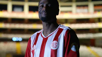Nuno Da Costa İmzayı Atar Atmaz Antalyaspor Mabedine İndi