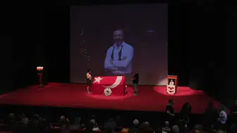 Oyuncu Serhat Kılıç İçin Harbiye Muhsin Ertuğrul Sahnesi'nde Anma Töreni Düzenlendi