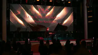 Alman Piyanist Schechtmann Türkiye'de İlk Kez Antalya'da Sahne Aldı