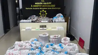 Mersin Şehir Hastanesi Otoparkında 256 Bin Sentetik Hap Yakalandı