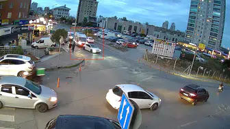 Ambulansa Yol Vermeyen Sürücüye Binlerce Lira Ceza!
