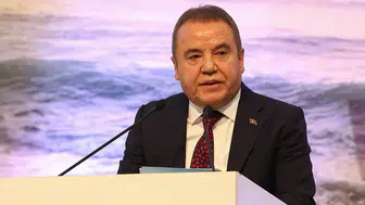 Muhittin Böcek'ten Çifte Standart İsyanı! "Ben 25 İlaçla Ayakta Dururken Birilerinin Kardeşi Tahliye Oluyor"