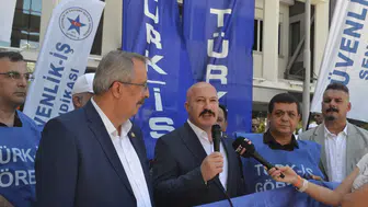 Antalya Büyükşehir Belediyesi'nde Türk-İş'ten Sendika Baskısı İsyanı