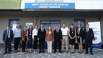Antalya Büyükşehir'in Şehit Yakınları ve Gaziler Hizmet Merkezi Açıldı