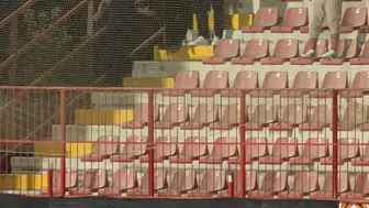 Kendileri yok, isyanları var! 07 Gençlik'ten boş tribünde pankartlı protesto