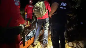 Kaş Likya Yolu'nda Yaralı Turist Mahsur Kaldı! Çadır Kurup Yardım Bekledi