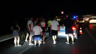 Manavgat'ta Köpeğe Çarpan Araç Devrilince 6 Araç Birbirine Girdi