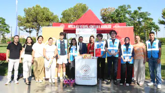 Antalya’da Çocuklardan İklim Değişikliği ve Çocuk Hakları İçin Farkındalık Hamlesi