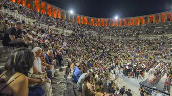 Aspendos'ta "Carmina Burana" Büyüsü: 250 Sanatçı Aynı Sahnede