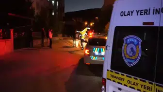 Burdur'da Kürekli Sokak Kavgası: 2 Otomobil Hasar Aldı