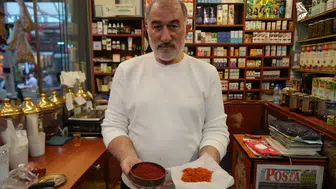 "Sarı Altın" Safranın Gramı 900 Liraya Ulaştı: Yüksek Fiyatın Nedeni Yoğun İşçilik