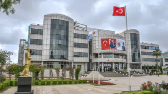 Kepez Belediyesi 20 Taşınmazı 3 Yıllığına İhaleye Çıkarıyor