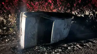 Finike'de Kaza Yapan Otomobil Alev Aldı: Sürücü Ölü Bulundu