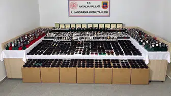 Antalya'da Kaçakçılık Operasyonu: Milyonluk Gözlük ve Saat Ele Geçirildi