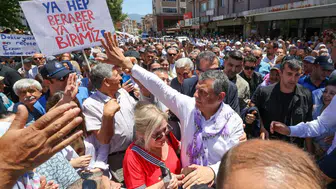 Özgür Özel’den Basın Özgürlüğü Yürüyüşüne Destek! İzmir’de Yürüyecek