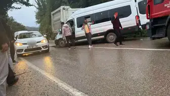 Ordu’da Öğrenci Minibüsü Kaza Yaptı: 1 Ölü, 23 Yaralı