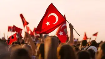 Cumhuriyet Ateşi Kaş’ta Yanıyor! 103. Yılda Her Eve Bir Bayrak!