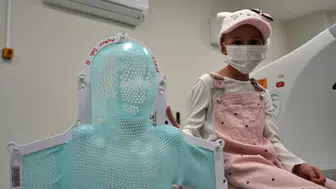 Antalya'da 8 Yaşındaki Çocuğun Boynundaki Şişlik Nadir Görülen Tümör Çıktı!