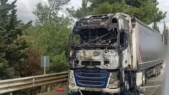 Hatay’da TIR Alev Topuna Döndü: Sürücü Ucu Ucuna Kurtuldu