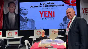 Yeni Parti Alanya'da Kongre Heyecanı! Kandemir Güven Tazeledi
