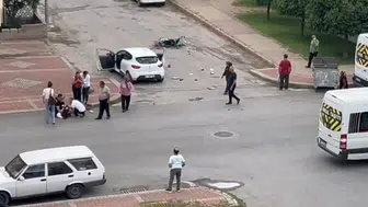 Manavgat'ta Gözyaşlarına Boğulan Sürücü Yaralının Başından Ayrılmadı