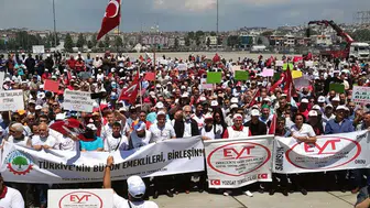 Emekliler ve EYT Mağdurları İstanbul ve Ankara Meydanlarında