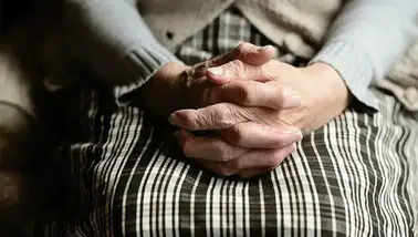 Yerel Yönetimlere "Yaşlı Bakım" Desteği: Başvurular Valiliklere Yapılacak