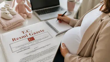 Çalışan Annelere Büyük Müjde: Doğum İzni 24 Haftaya Çıkarıldı!