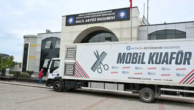 Antalya Büyükşehir’den Huzurevinde ‘7 Yıldızlı’ Bayram Bakımı