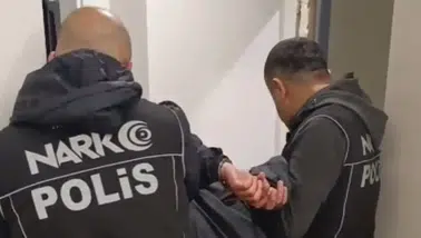 Mersin’de Dev Operasyon: Kırmızı Bültenle Aranan Uyuşturucu Baronu Yakalandı