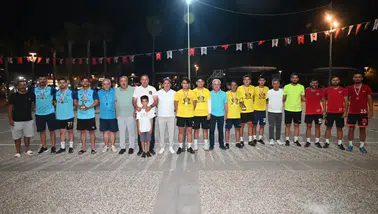 Finike’de İlk Ayak Tenisi Turnuvası: İlk Şampiyonlar Belli Oldu