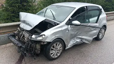 Burdur-Antalya Yolunda İki Araç Çarpıştı: 1 Yaralı