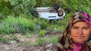 Gölhisar-Altınyayla Yolunda Otomobil Takla Attı! Ayşe Nine Kurtarılamadı