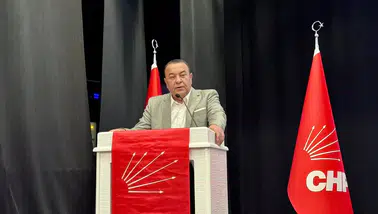 CHP'de Butlan Dökümü: Ankara Milletvekili Adnan Beker İstifa Etti