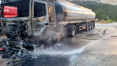 Eğirdir'de Tankerde Çıkan Yangın İtfaiyeyle Söndürüldü