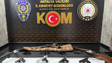 Antalya’da Kaçakçılık Operasyonları: 12 Şüpheli Tutuklandı