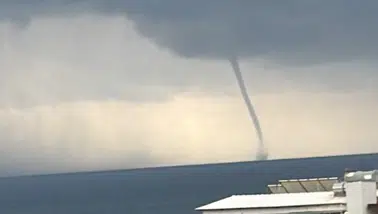 Mersin Açıklarında Hortum Dehşeti: Peş Peşe Gökyüzüne Yükseldiler