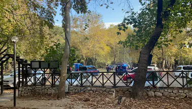 Adana’da Uzaklaştırma Kararı Bulunan Şahıs Genç Kızı Piknikte Tüfekle Vurarak Öldürdü!