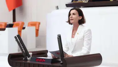 CHP'li Coşar’dan "Hastane" Tepkisi: "Antalya’yı Cezalandırmaktan Vazgeçin!"