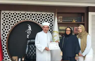 Alanya’ya Tatile Gelen Alman Misafir Adı Samira Olarak Değiştirdi