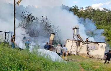Kumluca'da Yaşlı Çiftin Evi Dakikalar İçinde Küle Döndü