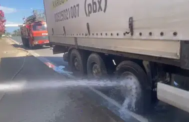Balatalar Tutuştu Tır Alev Aldı! Alanya'da Korkutan Dakikalar
