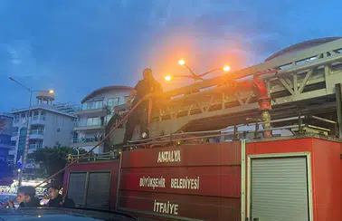Alanya'da Otelde Can Pazarı: Mutfaktan Yükselen Alevler Korkuttu!