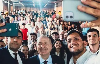 Ümit Özdağ’dan Bilgi Üniversitesi Çıkışı: "20 Bin Öğrenci Bir Anda Üniversitesiz Kaldı!"
