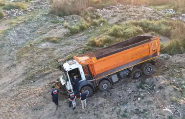 Manavgat’ta Kum Hırsızları Jandarmaya Silahla Saldırdı