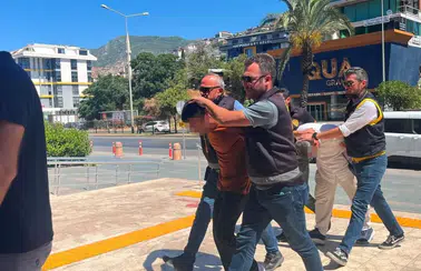 Alanya'daki Silahlı Kavga Davasında Karar: 2 Şüpheli Tutuklandı