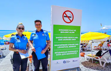 Antalya'da Dumansız Plaj Uygulamasında Denetimler Sürüyor