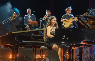 30 Milyon İzlenen Su Yavuz Türkiye'deki İlk Konserini Antalya'da Verdi