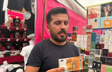 Antalya'da Pazarcıların Dikkati Şüpheliyi Yakalattı
