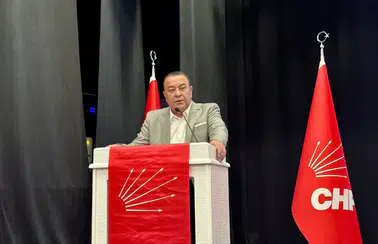 CHP'de Butlan Dökümü: Ankara Milletvekili Adnan Beker İstifa Etti